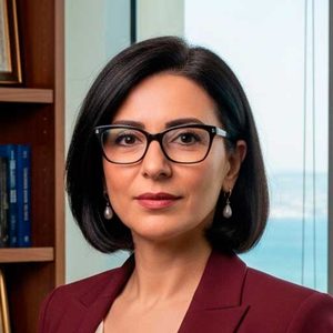 Dr. Ayşe Kaya