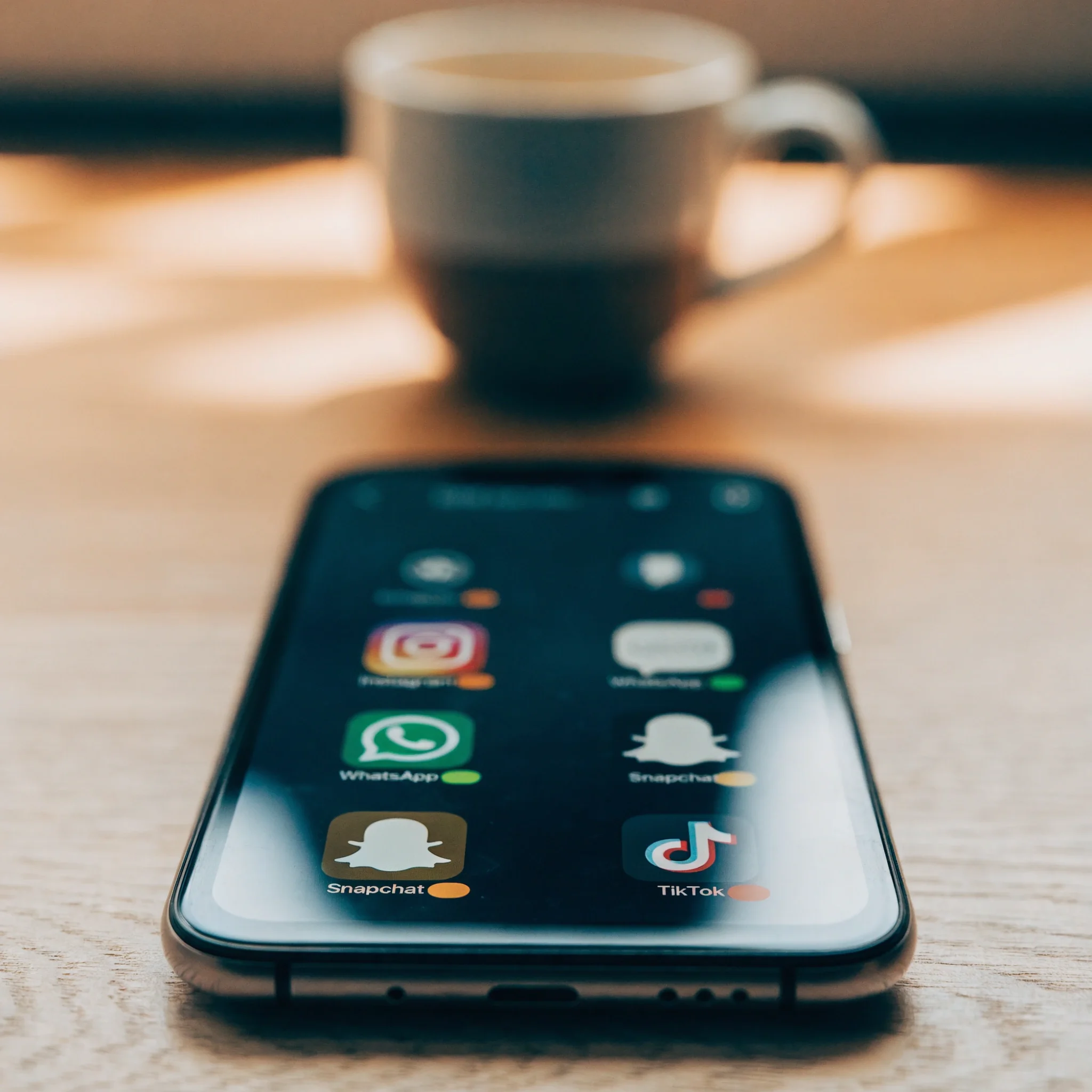 Przełącznik Historia Powiadomień Android w Ustawieniach
